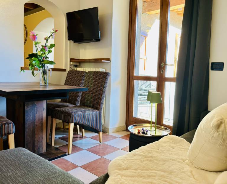 Beautiful holiday apartment with barbeque & pool | Mountain view | Perfect for remote work | Dogs allowed — photo 2