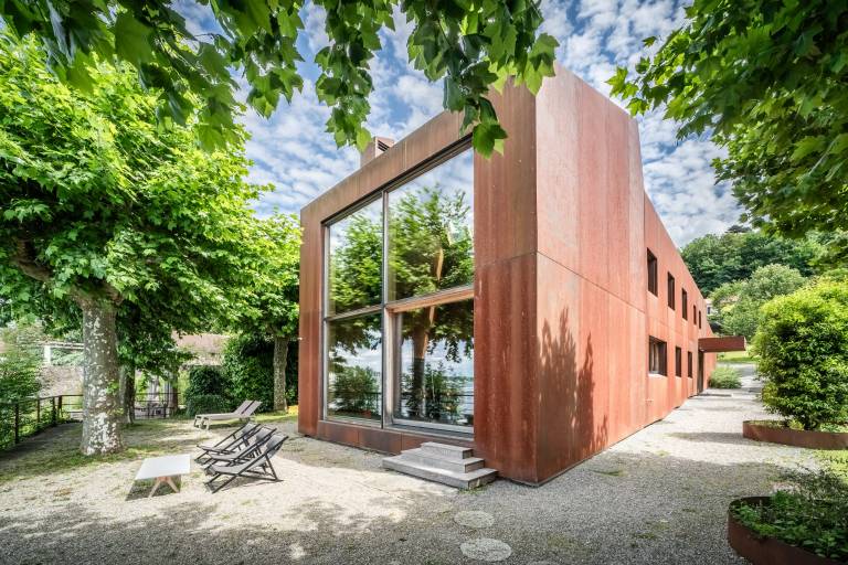 Villa 'Otoctone Bord Du Lac Léman' with Lake View, Wi-Fi and Air Conditioning — photo 2