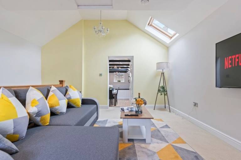 Apartment  Redhill