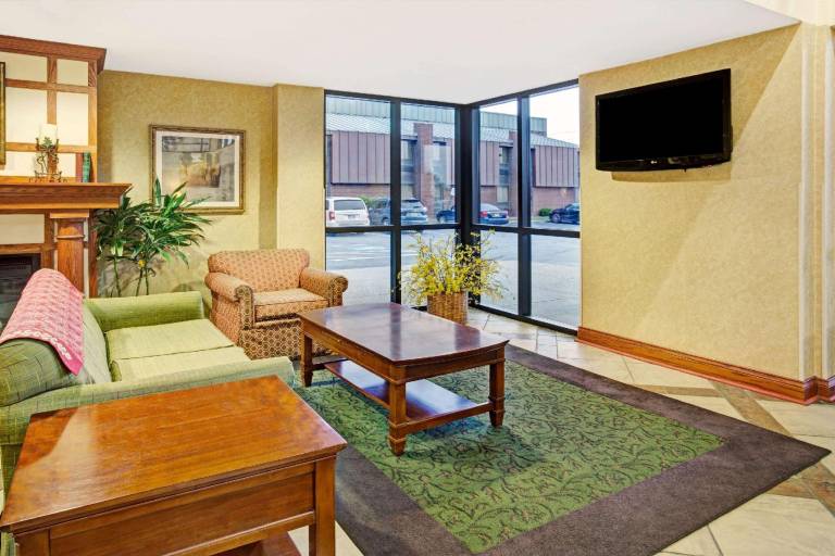 Baymont by Wyndham Indianapolis West — photo 4