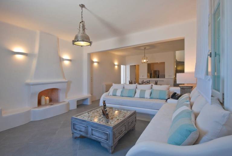 Charming villa with pool | Next to the beach | Suitable for remote work | Dogs allowed in Paro
