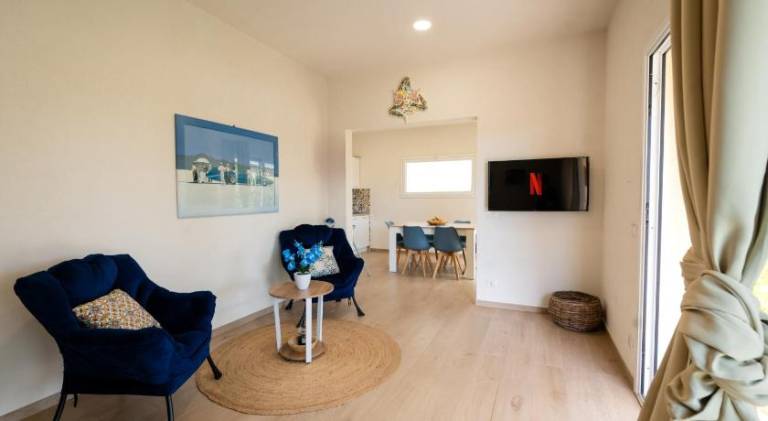 Fully equipped villa with garden, grill & jacuzzi | Next to the beach | Pets are welcome — photo 5