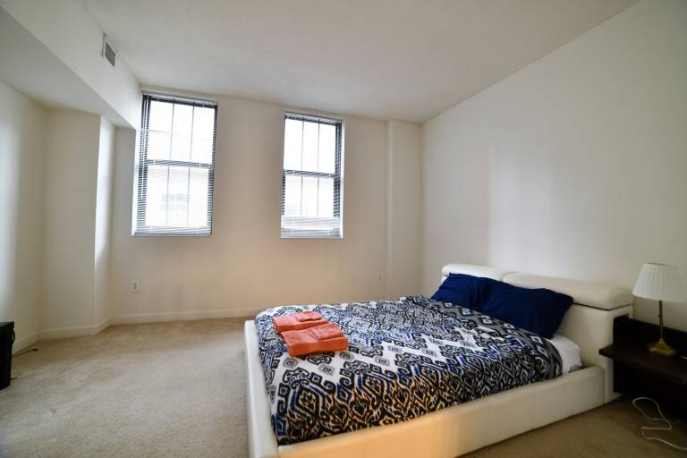 Apartment with pool — photo 3