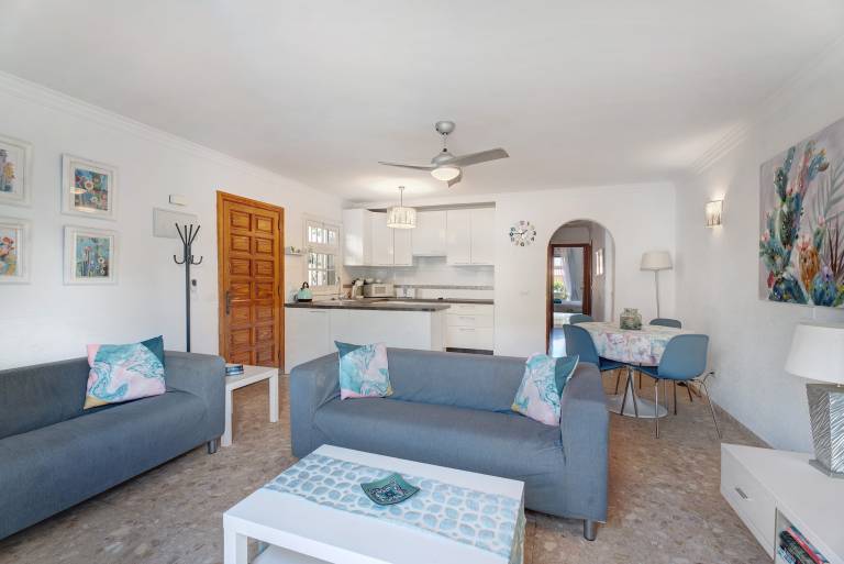 Vacation Apartment 'Blue Dream Pebble Beach' with Sea View, Shared Pool and Wi-Fi — photo 5
