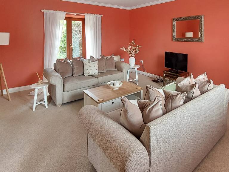 Cottage  Bowsden