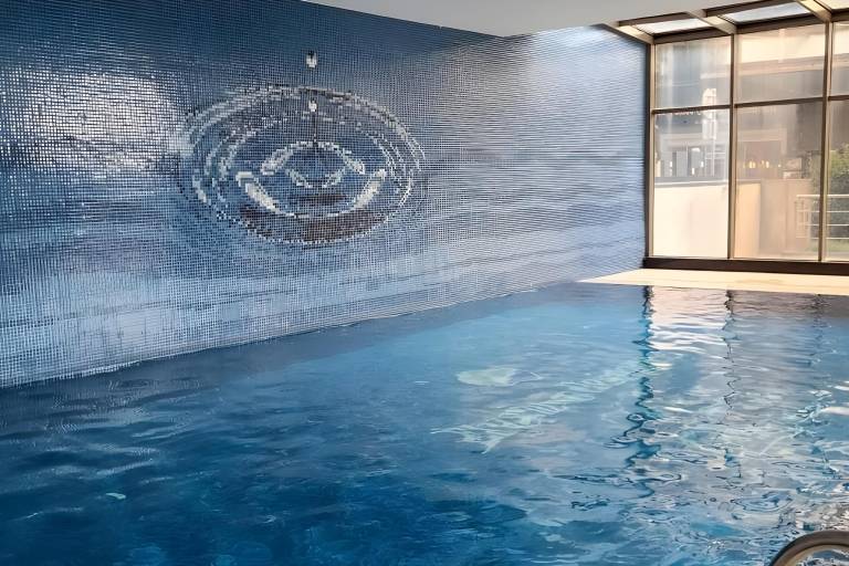 Perfect Residence Taksim 2 bedrooms POOL SAUNA in Marmara