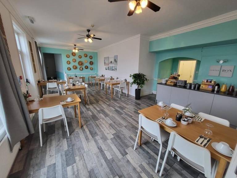 Beach Hotel Torbay B&B — photo 4