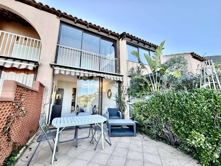 Studio with pool in Cavalaire-sur-Mer