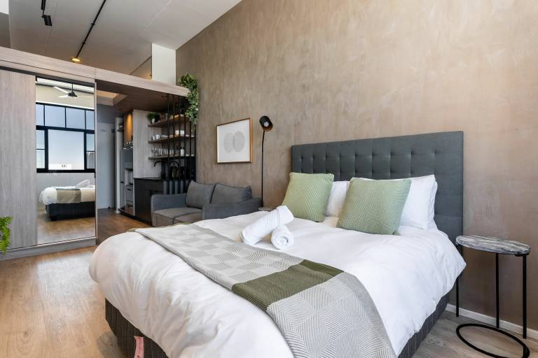 Newly renovated City apartment