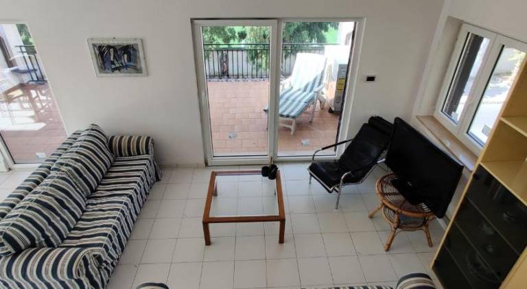 House with 3 rooms for 8 persons — photo 2