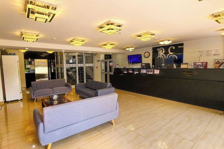 Hotel BE Suites Cali