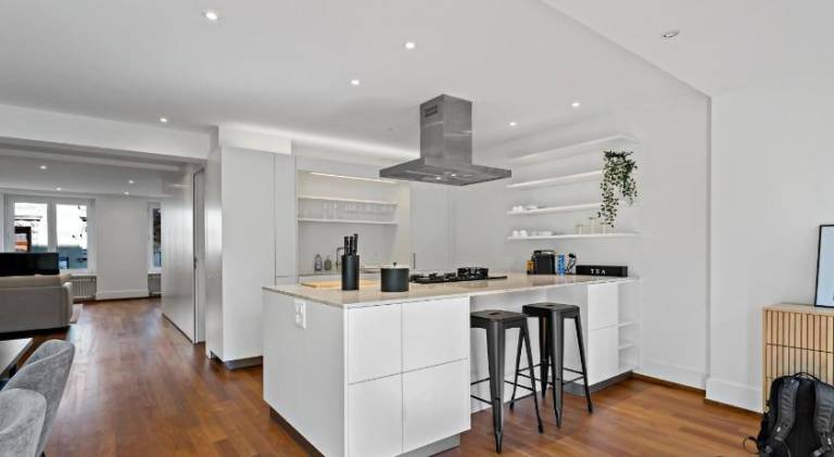 Rental apartment with terrace | Dogs allowed in Zürich