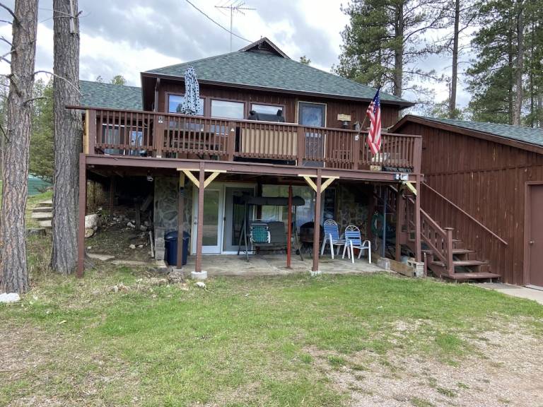 Cabin Deadwood