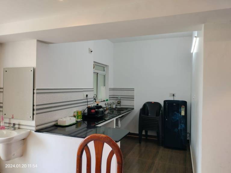 Rental apartment with yard — photo 4