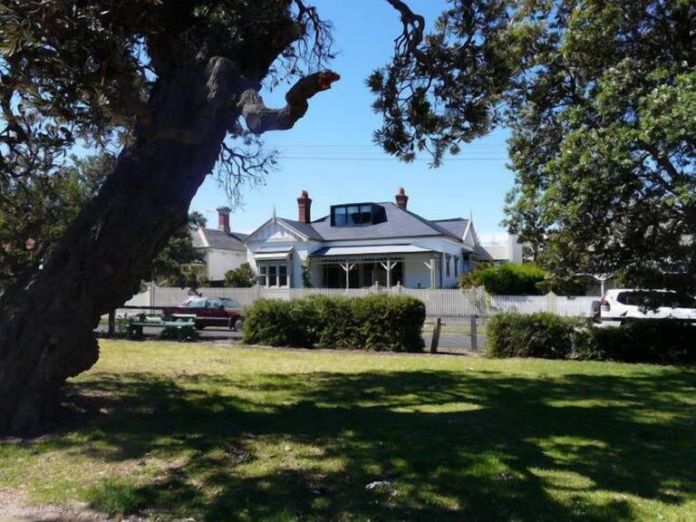 House  Black Rock North