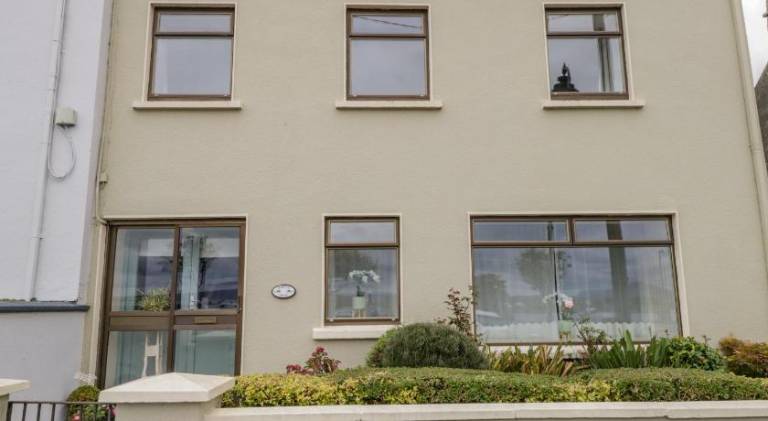 Ample house | Pet-friendly in Galway