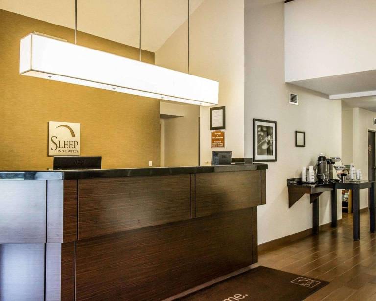 Sleep Inn & Suites Omaha Airport — photo 4