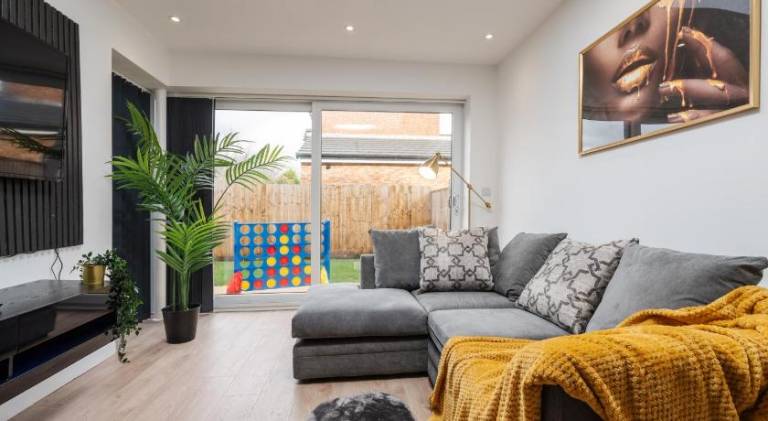Lovely house | Pets allowed in Manchester