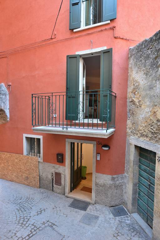 Holiday apartment with terrace — photo 3