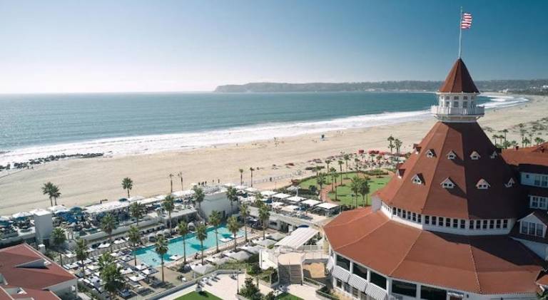 Entire Private Home with 3 Bedrooms 3 Bathrooms, Near San Diego Downtown & Beach, Available Now — photo 4