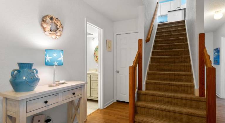 Pleasant vacation home with pool & jacuzzi | Close to the beach | Pets are welcome — photo 5