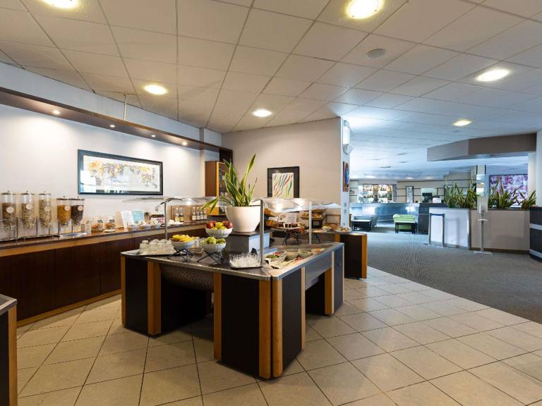 Novotel Caserta Sud Hotel — photo 3