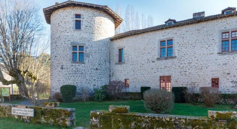 House with yard & patio in Limoges