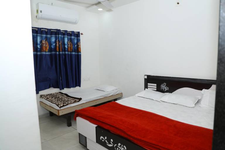 Holiday apartment | Pet-friendly in Garudeshwar