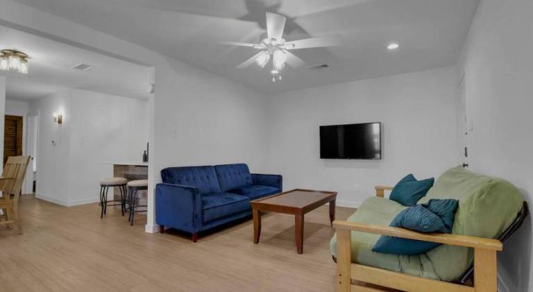 Rental apartment with pool | Pet-friendly in Austin, TX
