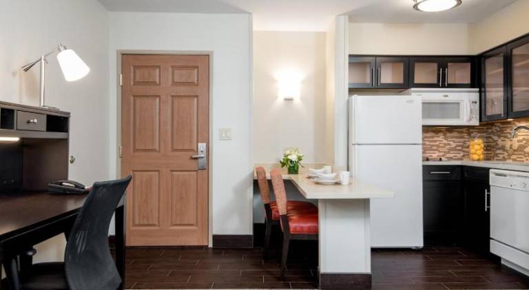Staybridge Suites Chantilly Dulles Airport By IHG — photo 5