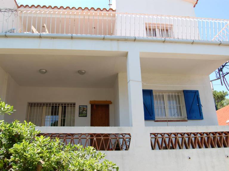 Wonderful rental apartment | Beach nearby | Pet-friendly in Llanca