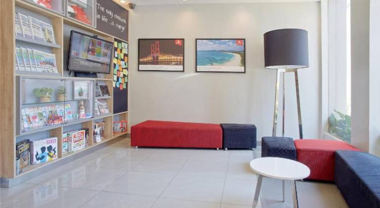 Red Planet Quezon City Timog — photo 4