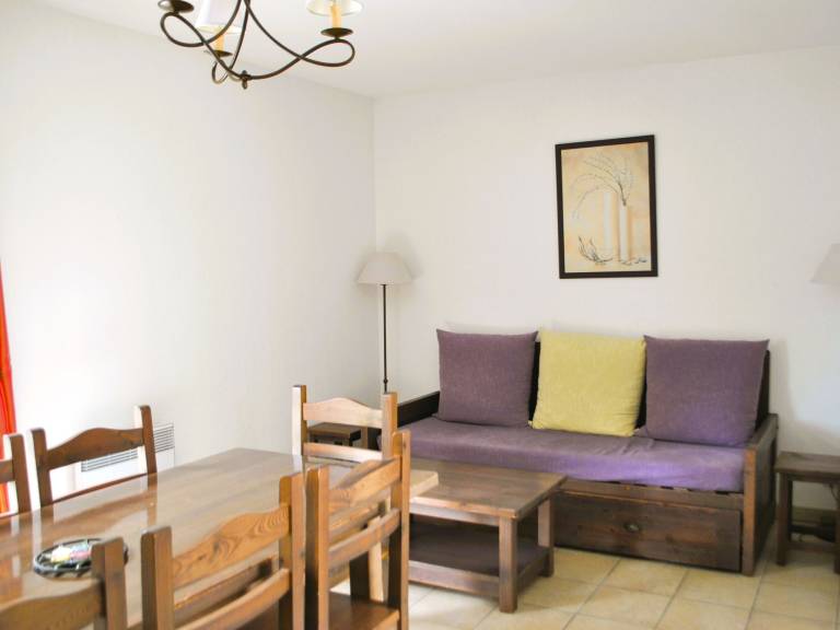 Nice vacation home with heated pool, barbeque & yard | Pets are welcome — photo 4