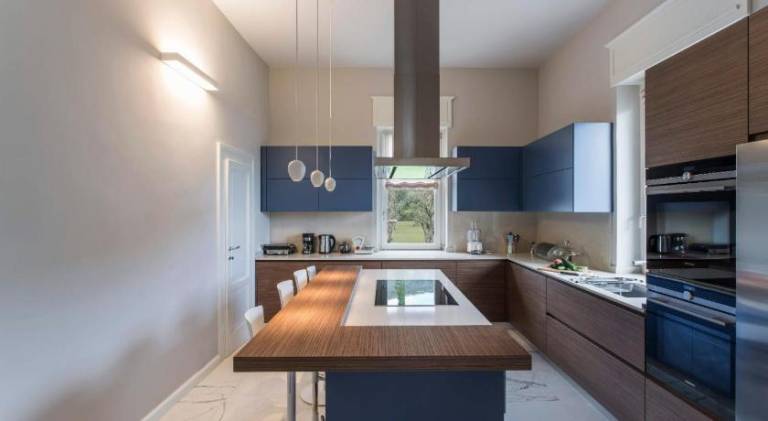 Villa with 5 rooms for 9 persons — photo 4