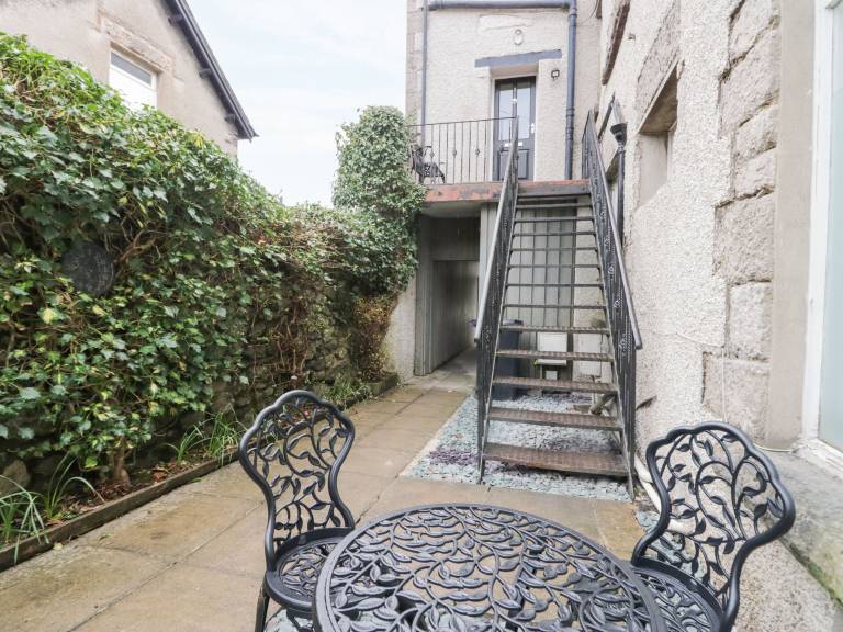 Cottage Grange-Over-Sands