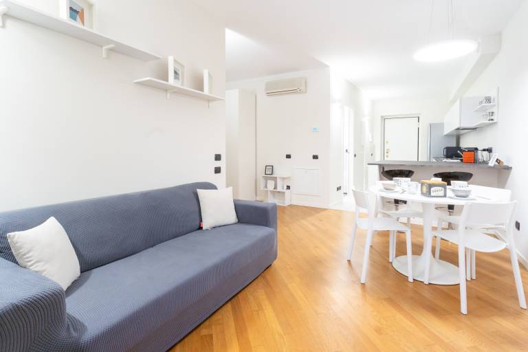 Family-friendly holiday apartment | Close to Como Cathedral | Panoramic view | Pets are welcome — photo 2