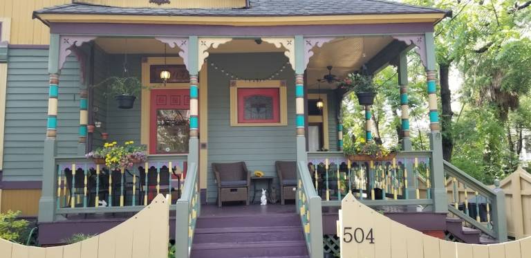 Bed and breakfast  Texas Street