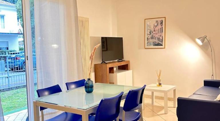 Rental apartment with 2 rooms for 6 persons in Misano Adriatico