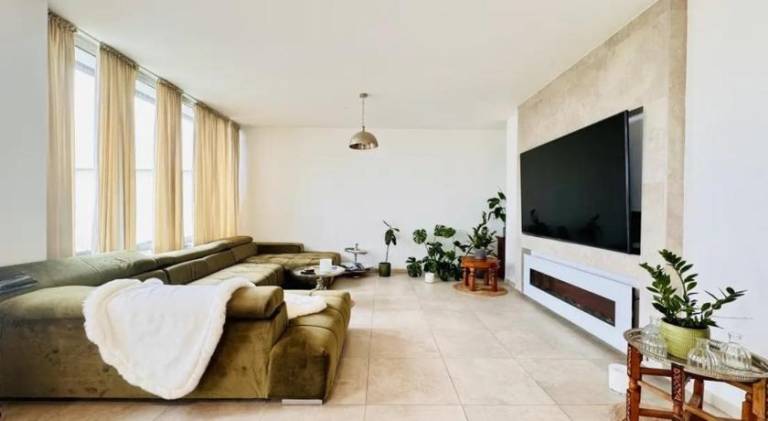 Holiday apartment with hot tub — photo 4