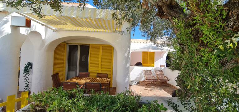 Fully equipped villa with BBQ, yard & pool | Dogs allowed — photo 2
