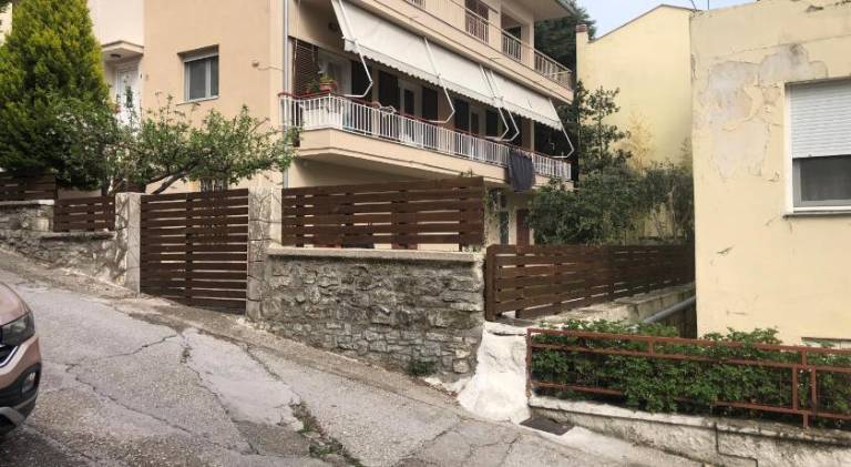Apartment with garden & terrace — photo 5