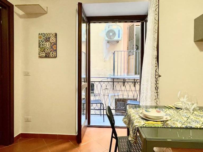 Holiday apartment | Next to Palermo Cathedral | City view — photo 3