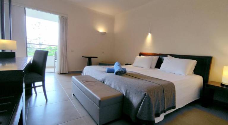 Apollonia Beach Resort & Spa — photo 2