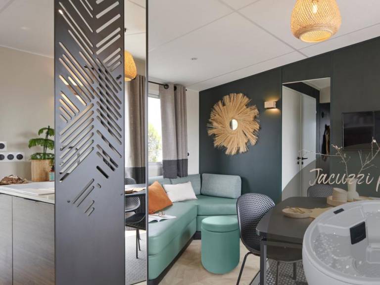 Children-friendly beautiful mobile home with grill, terrace & private pool | Pets are welcome — photo 4