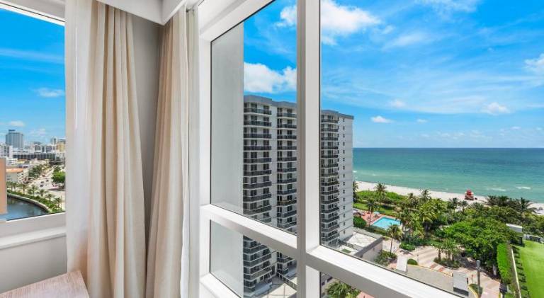 Child-friendly lovely serviced apartment with patio, sauna & garden | Next to Miami Beach Botanical Garden | Beach nearby | Suitable for remote work | Pets are welcome — photo 4