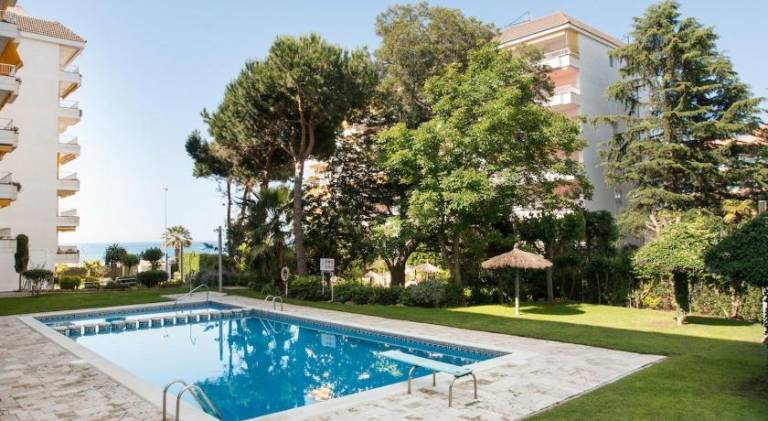 Holiday apartment with pool — photo 3