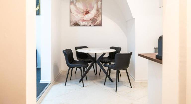 Apartment | Next to St. Stephen's Cathedral — photo 4