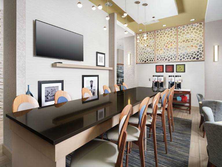 Hampton Inn Wilmington Downtown — photo 3