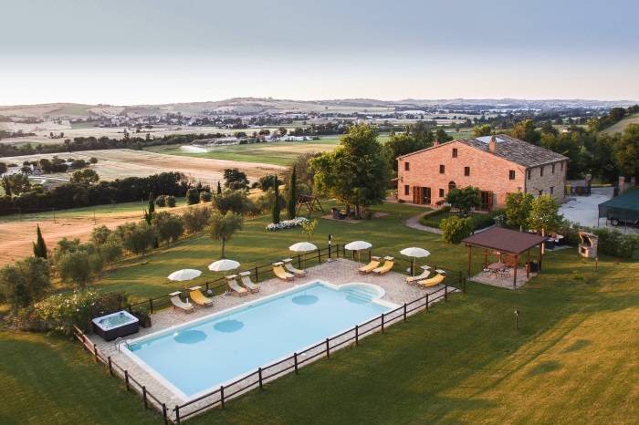 Privatzimmer San Costanzo