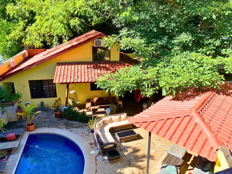 Hostel  Tamarindo